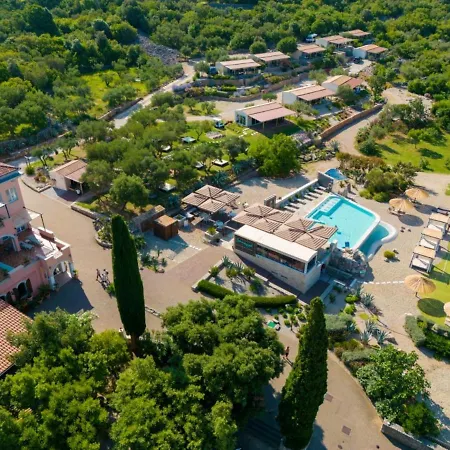 Holiday Homes Kanajt